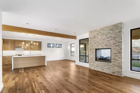 61019 Light Peak Dr, Bend, OR 97702 photo 6