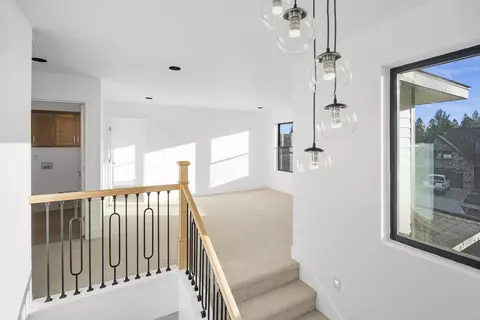 61019 Light Peak Dr, Bend, OR 97702 photo 14