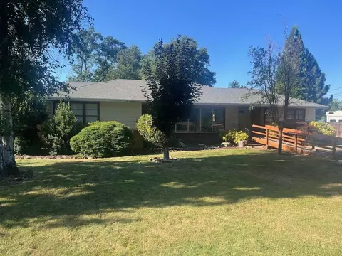 3254 W Main St, Medford, OR 97501