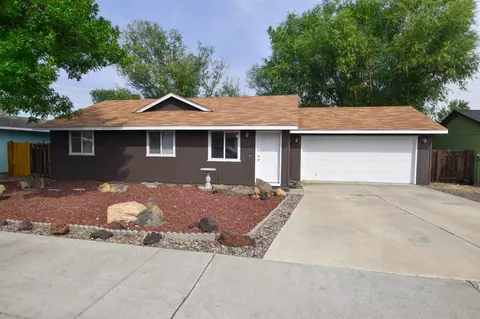 3235 SW Quartz Pl, Redmond, OR 97756