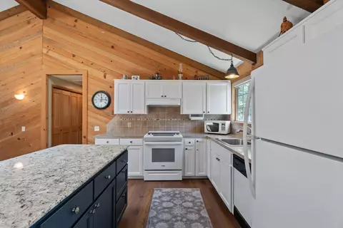 56926 E Park Ln, Sunriver, OR 97707 photo 12