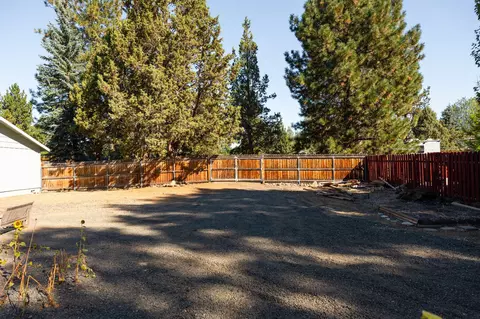 21057 Bayou Dr, Bend, OR 97702 photo 25