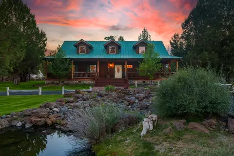 17460 Cascade Estates Dr, Bend, OR 97703