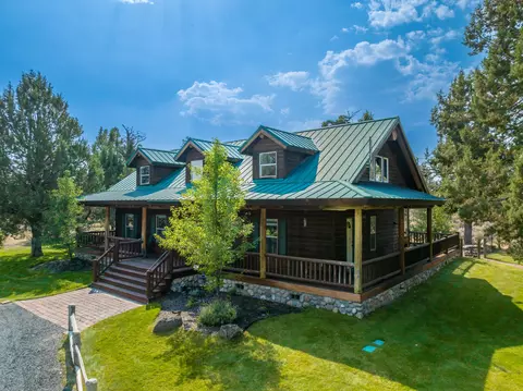 17460 Cascade Estates Dr, Bend, OR 97703 photo 2