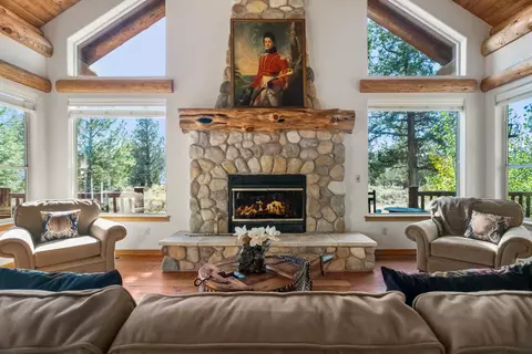 17460 Cascade Estates Dr, Bend, OR 97703 photo 4