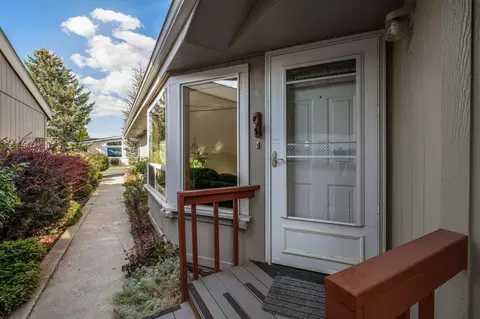 20743 Livengood Way #64, Bend, OR 97701