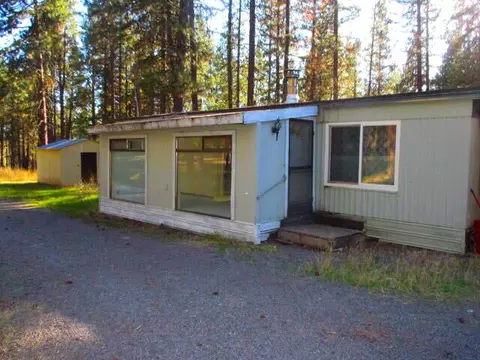 16726 Ponderosa Ln, Klamath Falls, OR 97601