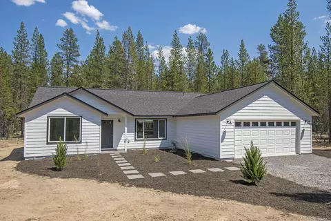 15746 Friendly St, La Pine, OR 97739