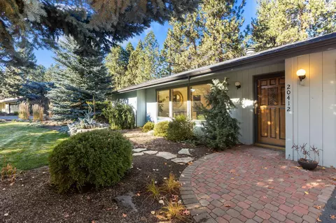 20412 Whistlepunk Rd, Bend, OR 97702
