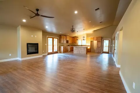 1354 Ellison Loop, Merlin, OR 97532 photo 10