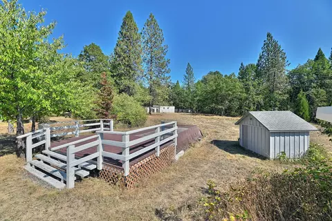 1040 Garner Rd, Cave Junction, OR 97523 photo 37