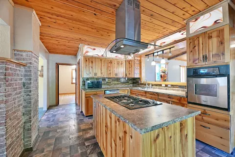 1040 Garner Rd, Cave Junction, OR 97523 photo 5