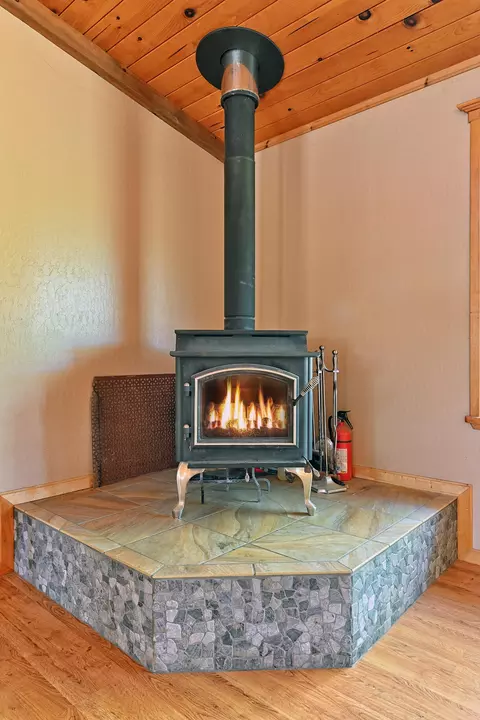 1040 Garner Rd, Cave Junction, OR 97523 photo 12