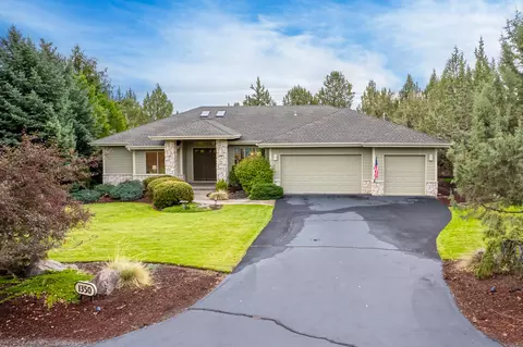 1350 Harrier Ct, Redmond, OR 97756
