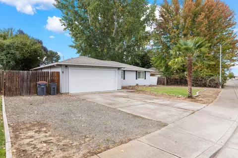 1237 Glengrove Ave, Central Point, OR 97502 photo 1