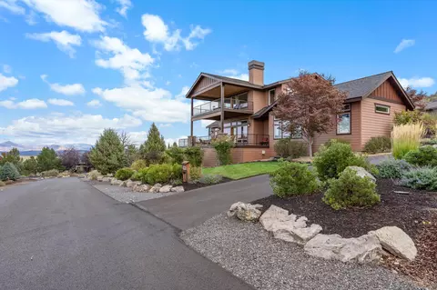 10682 Ironstone Ct, Redmond, OR 97756