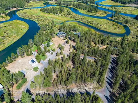 Nositusadd Red Fox Lane, Bend, OR 97707