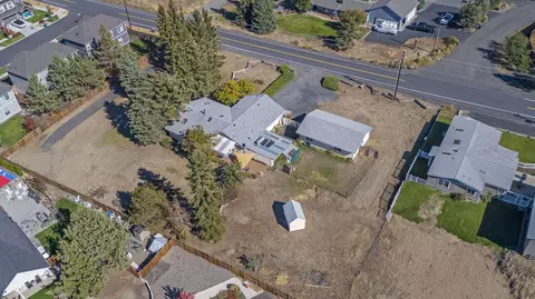 62895 Eagle Rd, Bend, OR 97701 photo 10