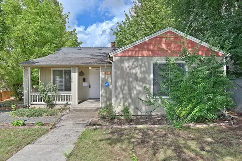 520 W Jackson St, Medford, OR 97501