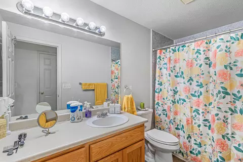 404 Canyon Way, Eagle Point, OR 97524 photo 19