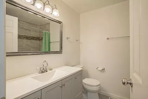 393 Elm Way, Eagle Point, OR 97524 photo 17