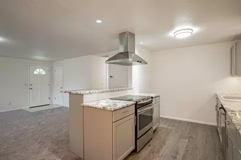 393 Elm Way, Eagle Point, OR 97524 photo 9