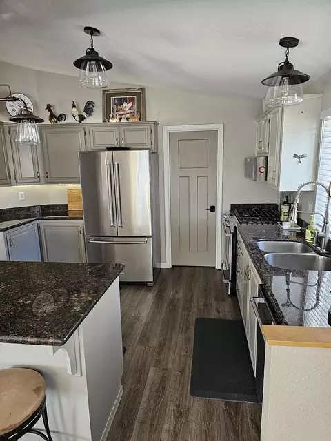 555 Freeman Rd #202, Central Point, OR 97502 photo 24