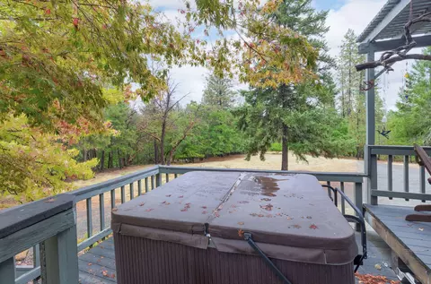 386 Greentree Loop, Grants Pass, OR 97527 photo 25
