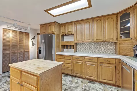 386 Greentree Loop, Grants Pass, OR 97527 photo 4