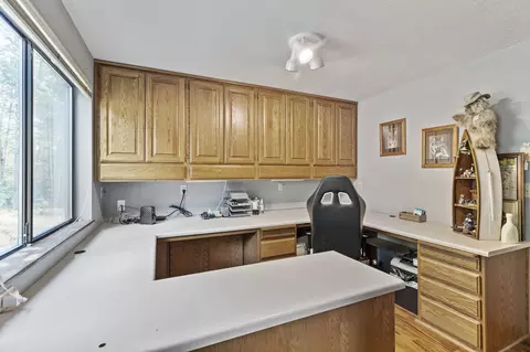 386 Greentree Loop, Grants Pass, OR 97527 photo 16