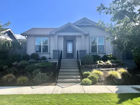 539 Waterbury Way, Medford, OR 97504