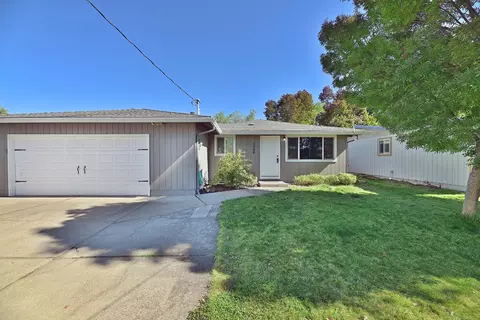 2508 Gould Ave, Medford, OR 97504