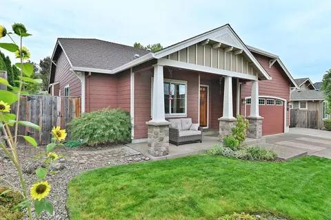 2880 Strasburg St, Medford, OR 97504