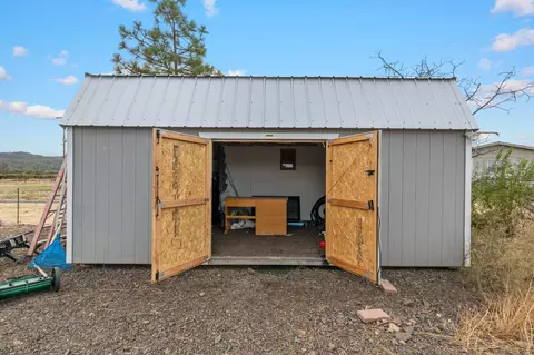 253 Meridian Rd, Eagle Point, OR 97524 photo 30