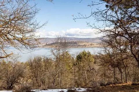 lot185 Waxwing Ct, Klamath Falls, OR 97601