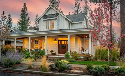 1193 NW Singleton Pl, Bend, OR 97703