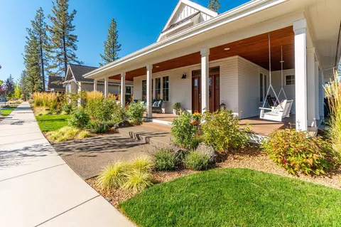 1193 NW Singleton Pl, Bend, OR 97703 photo 11