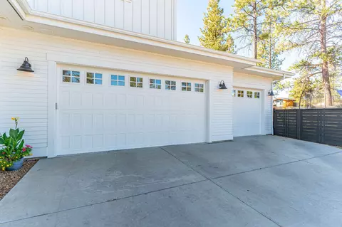 1193 NW Singleton Pl, Bend, OR 97703 photo 90