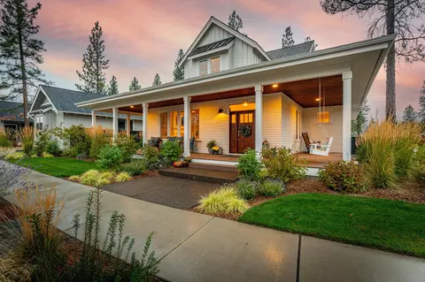 1193 NW Singleton Pl, Bend, OR 97703 photo 3