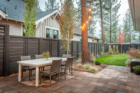 1193 NW Singleton Pl, Bend, OR 97703 photo 81
