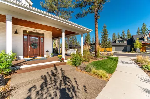 1193 NW Singleton Pl, Bend, OR 97703 photo 12