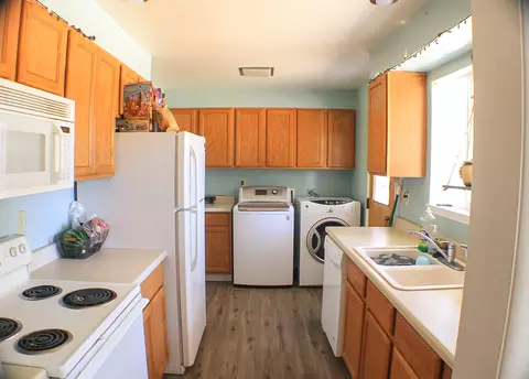 10555 Wright Ave, Klamath Falls, OR 97603 photo 6