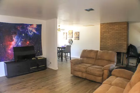 10555 Wright Ave, Klamath Falls, OR 97603 photo 3