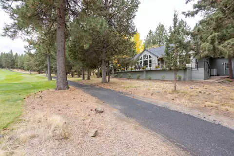 3559 NW Mccready Dr, Bend, OR 97703 photo 10