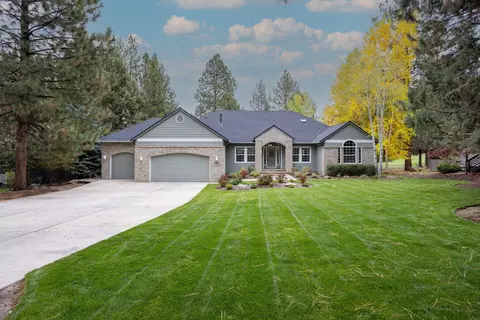 3559 NW Mccready Dr, Bend, OR 97703