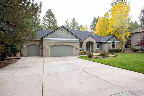 3559 NW Mccready Dr, Bend, OR 97703 photo 4