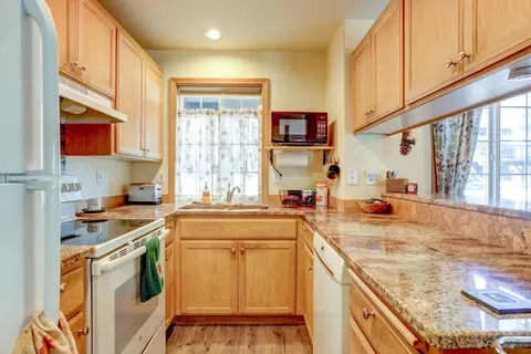 55705 Wagon Master Way, Bend, OR 97707 photo 4