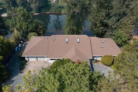 4118 Leonard Rd, Grants Pass, OR 97527