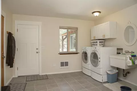 2006 Stringer Gap Rd, Grants Pass, OR 97527 photo 16