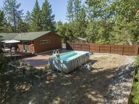 2006 Stringer Gap Rd, Grants Pass, OR 97527 photo 25